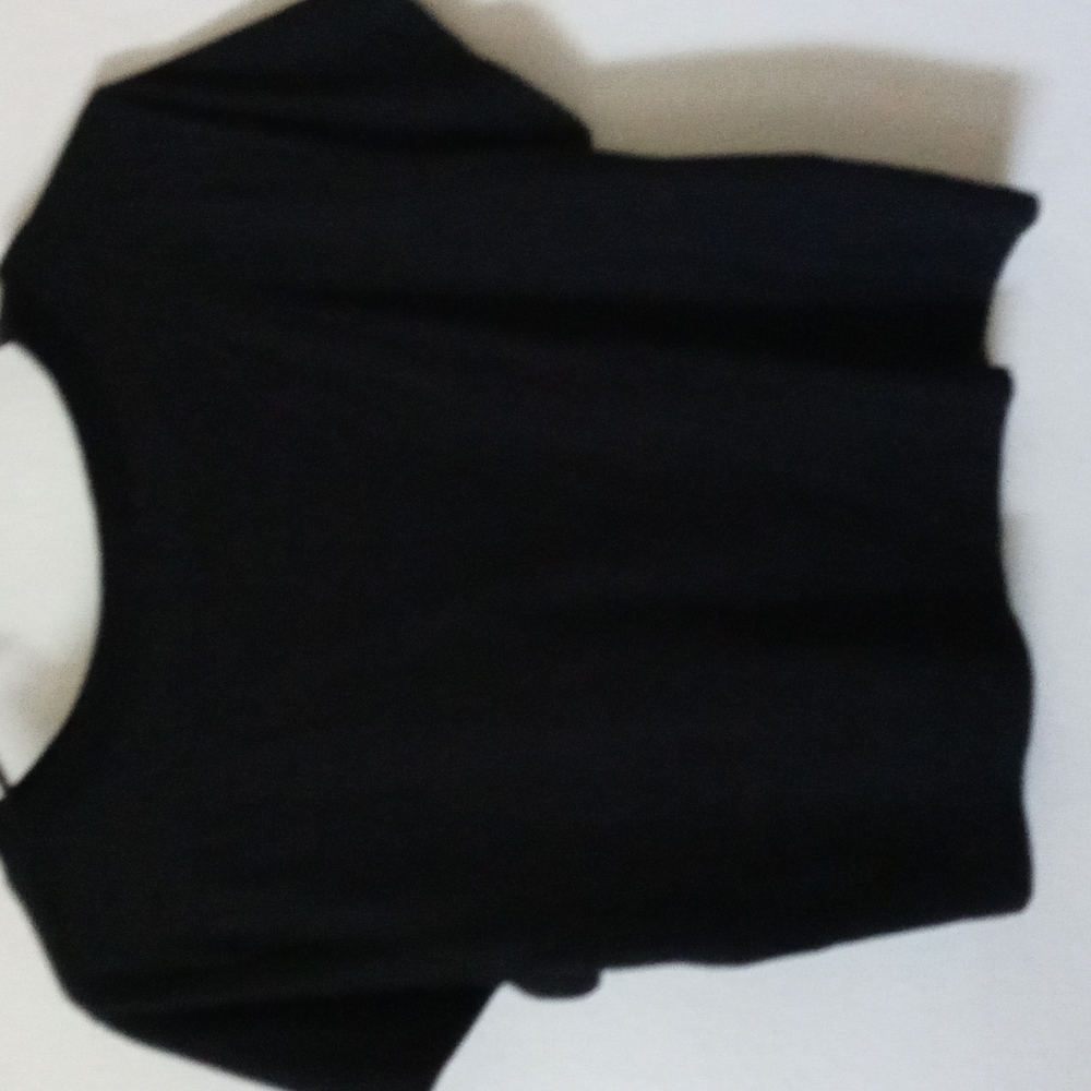 Crop Tee - Picture 2 of 2